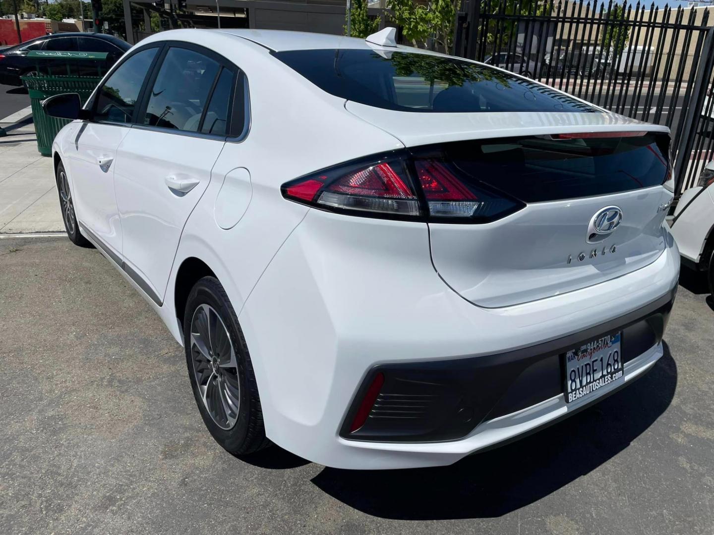 2021 WHITE /GRAY Hyundai Ioniq Plug-In Hybrid (KMHC75LD7MU) , located at 744 E Miner Ave, Stockton, CA, 95202, (209) 944-5770, 37.956863, -121.282082 - Photo#13